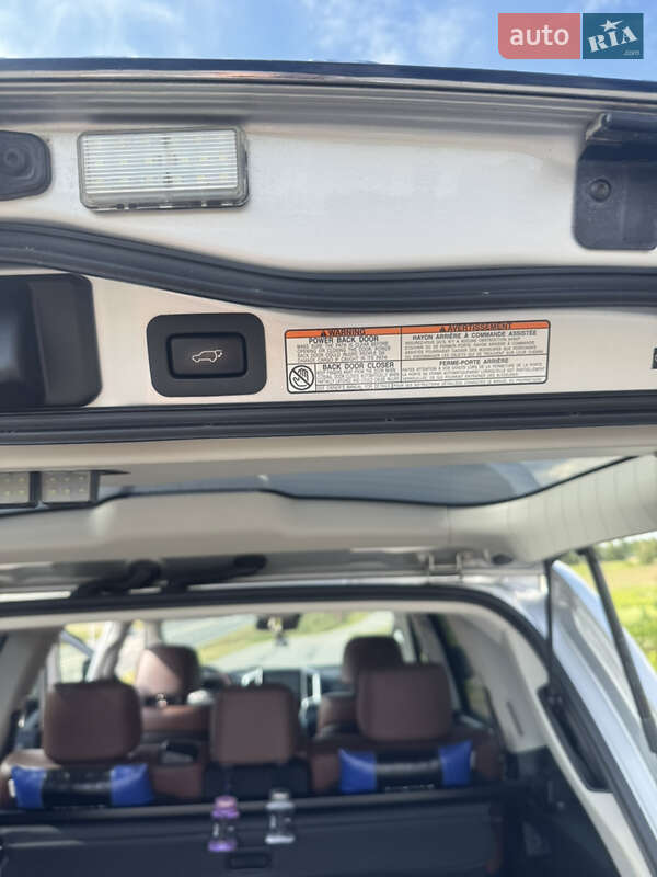 Внедорожник / Кроссовер Toyota Land Cruiser 2016 в Харькове фото 14 Внедорожник / Кроссовер Toyota Land Cruiser 2016 в Харькове