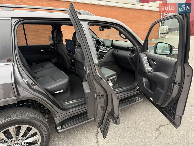 Внедорожник / Кроссовер Toyota Land Cruiser 2023 в Киеве