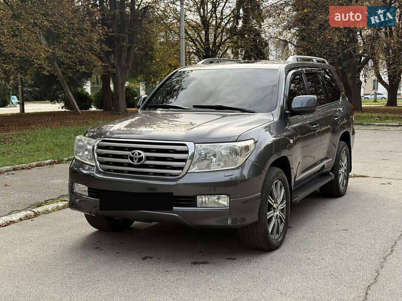 Внедорожник / Кроссовер Toyota Land Cruiser 2011 в Желтых Водах