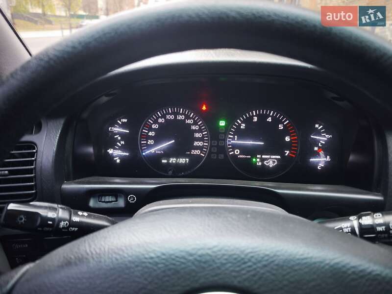 Позашляховик / Кросовер Toyota Land Cruiser 2005 в Києві фото 10 Позашляховик / Кросовер Toyota Land Cruiser 2005 в Києві