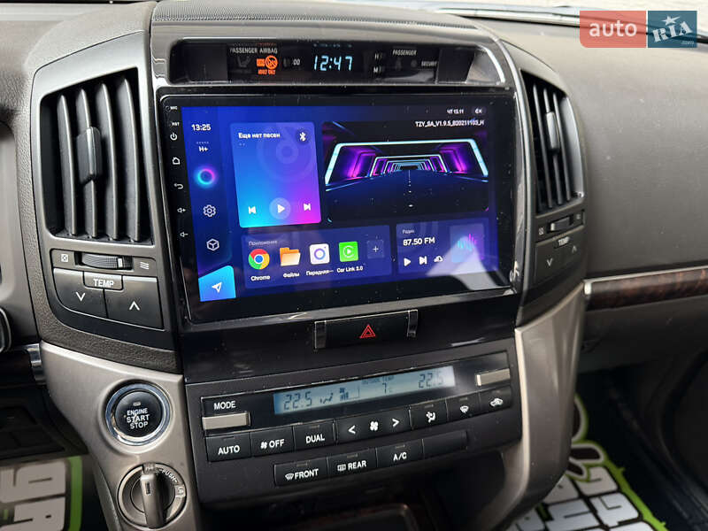 Внедорожник / Кроссовер Toyota Land Cruiser 2010 в Киеве