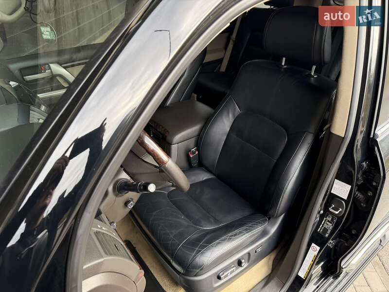 Внедорожник / Кроссовер Toyota Land Cruiser 2010 в Киеве