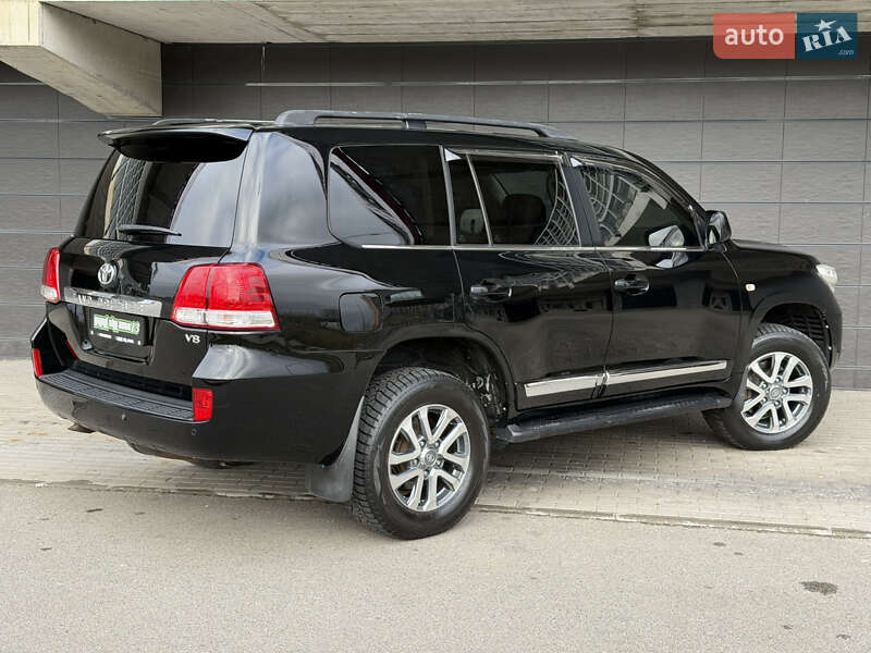 Внедорожник / Кроссовер Toyota Land Cruiser 2010 в Киеве