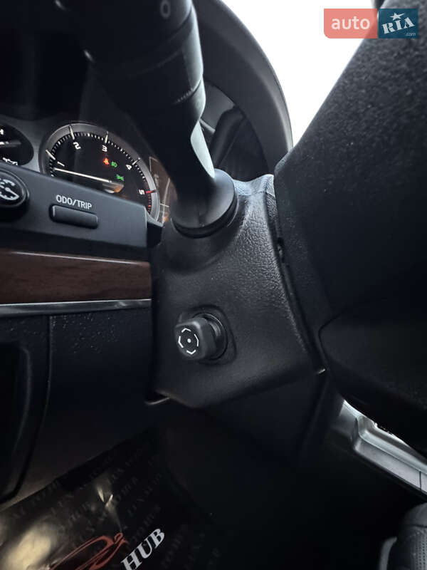 Внедорожник / Кроссовер Toyota Land Cruiser 2018 в Киеве фото 29 Внедорожник / Кроссовер Toyota Land Cruiser 2018 в Киеве