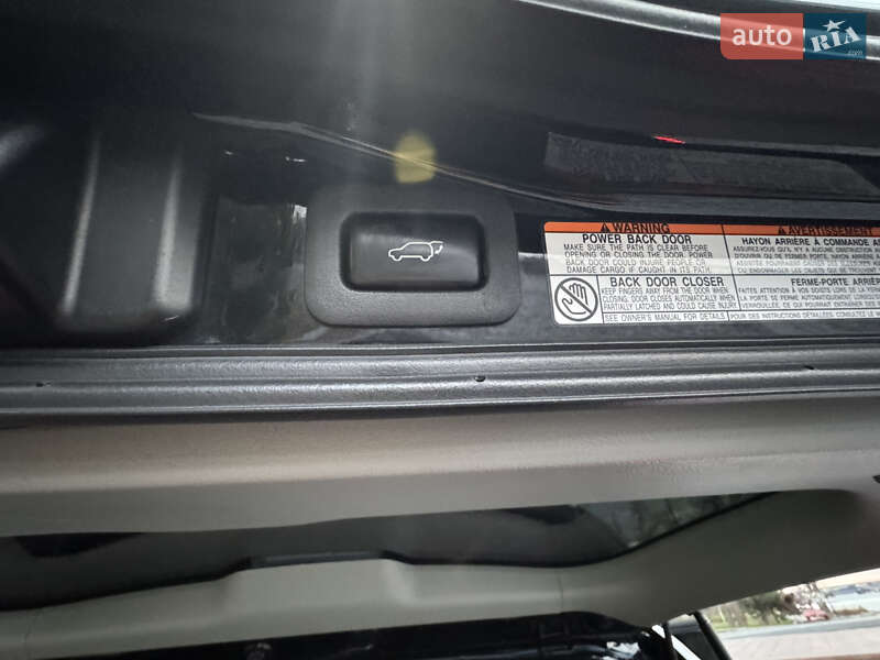 Внедорожник / Кроссовер Toyota Land Cruiser 2018 в Киеве фото 45 Внедорожник / Кроссовер Toyota Land Cruiser 2018 в Киеве