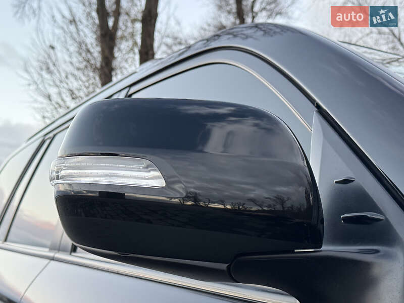 Внедорожник / Кроссовер Toyota Land Cruiser 2018 в Киеве фото 56 Внедорожник / Кроссовер Toyota Land Cruiser 2018 в Киеве