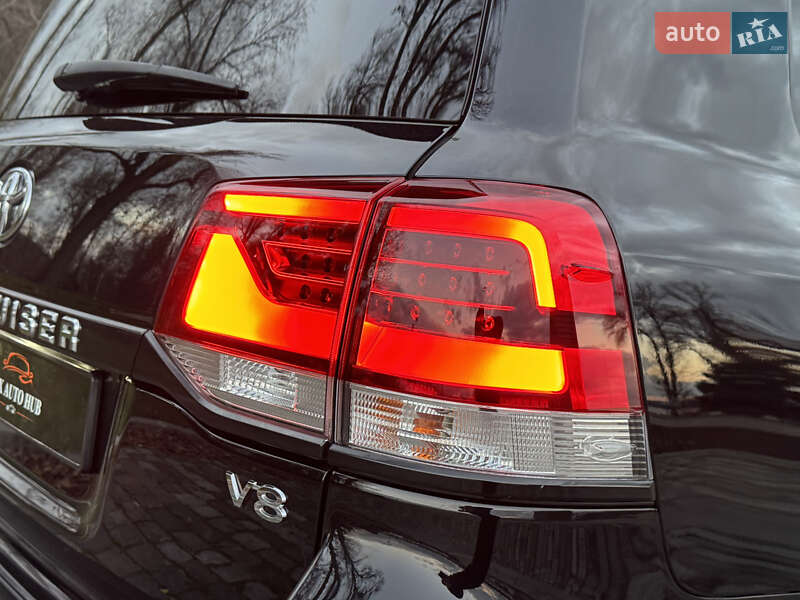 Внедорожник / Кроссовер Toyota Land Cruiser 2018 в Киеве фото 59 Внедорожник / Кроссовер Toyota Land Cruiser 2018 в Киеве