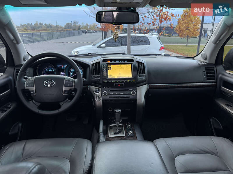 Позашляховик / Кросовер Toyota Land Cruiser 2010 в Мукачевому фото 41 Позашляховик / Кросовер Toyota Land Cruiser 2010 в Мукачевому