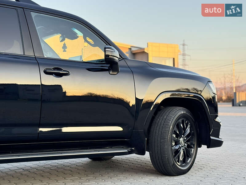Внедорожник / Кроссовер Toyota Land Cruiser 2021 в Мукачево