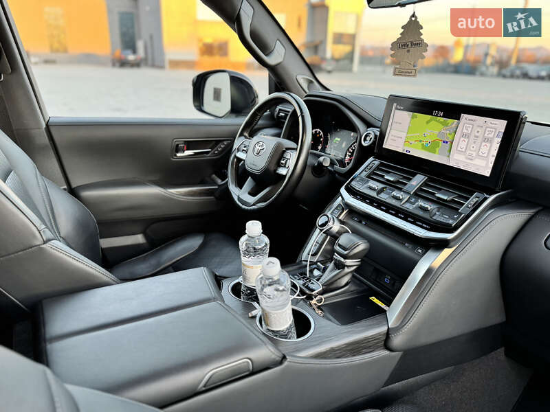 Внедорожник / Кроссовер Toyota Land Cruiser 2021 в Мукачево