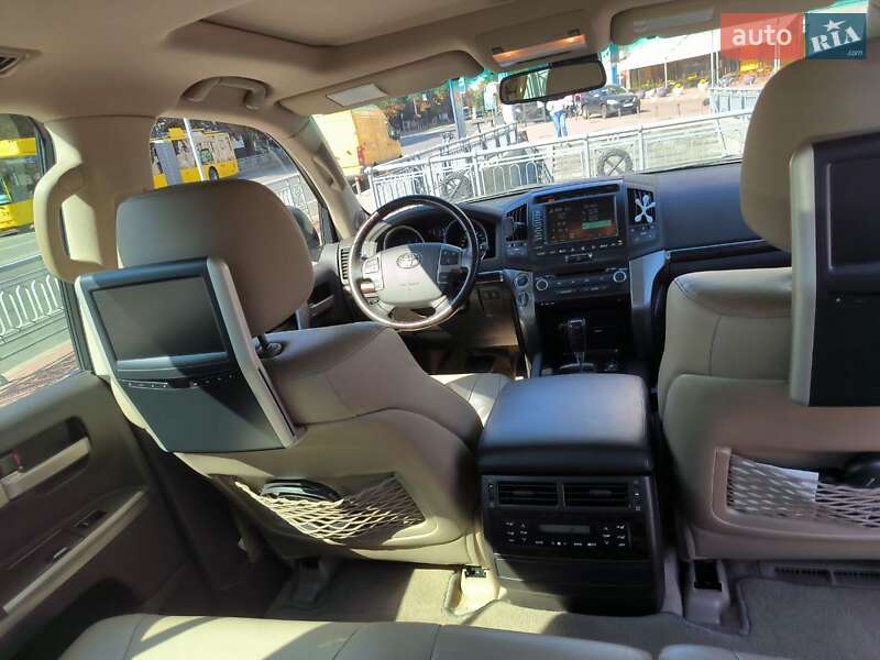 Внедорожник / Кроссовер Toyota Land Cruiser 2008 в Киеве