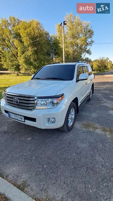 Внедорожник / Кроссовер Toyota Land Cruiser 2012 в Полтаве фото 7 Внедорожник / Кроссовер Toyota Land Cruiser 2012 в Полтаве