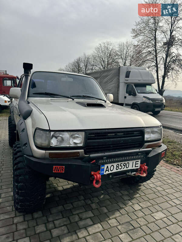 Внедорожник / Кроссовер Toyota Land Cruiser 1995 в Бедевле
