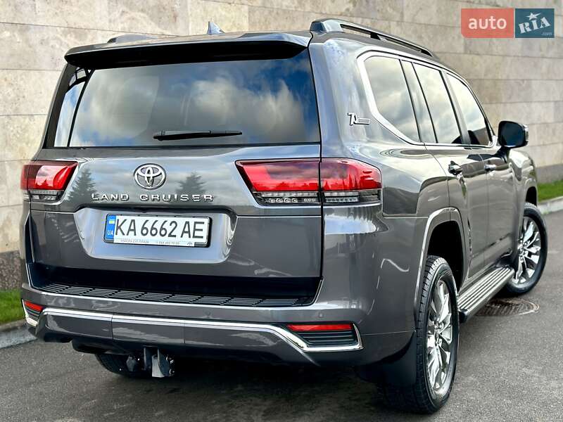 Внедорожник / Кроссовер Toyota Land Cruiser 2021 в Киеве