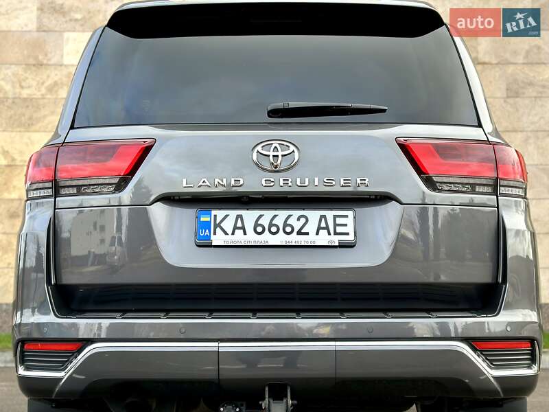 Внедорожник / Кроссовер Toyota Land Cruiser 2021 в Киеве