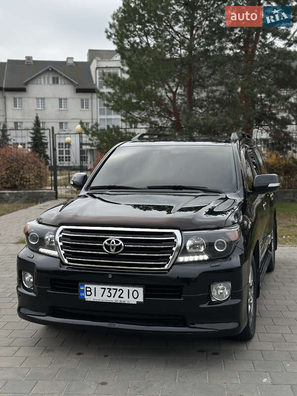Внедорожник / Кроссовер Toyota Land Cruiser 2012 в Кременчуге