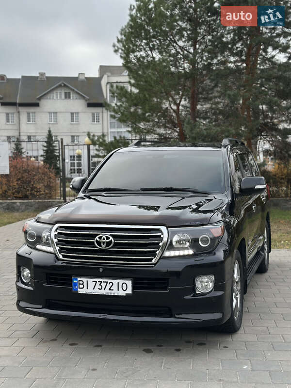 Внедорожник / Кроссовер Toyota Land Cruiser 2012 в Кременчуге