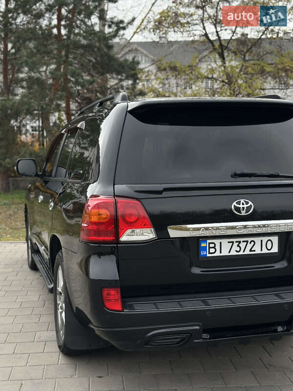 Внедорожник / Кроссовер Toyota Land Cruiser 2012 в Кременчуге