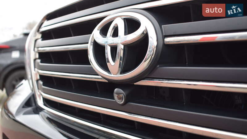 Внедорожник / Кроссовер Toyota Land Cruiser 2014 в Житомире