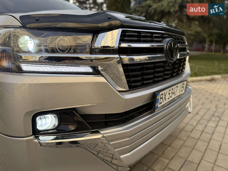 Внедорожник / Кроссовер Toyota Land Cruiser 2008 в Каменец-Подольском