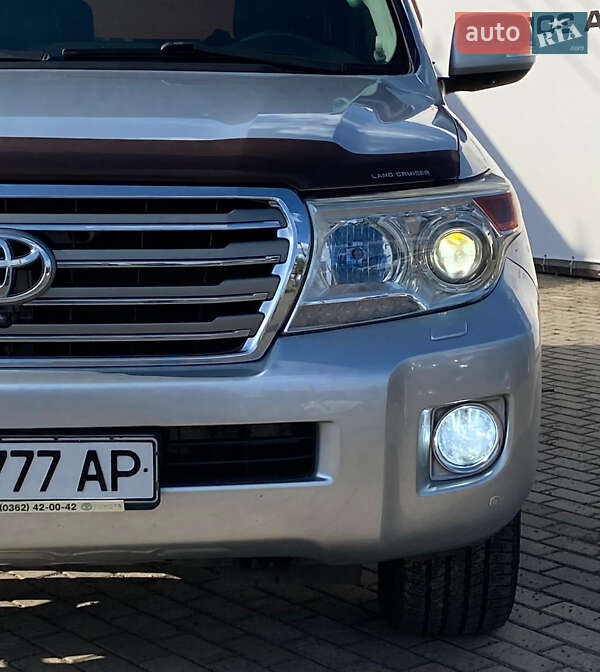 Внедорожник / Кроссовер Toyota Land Cruiser 2012 в Ровно