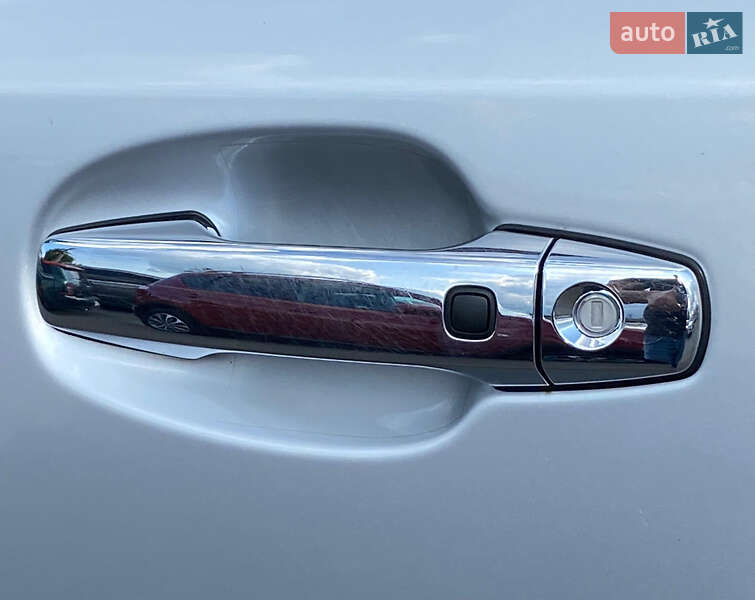 Внедорожник / Кроссовер Toyota Land Cruiser 2012 в Ровно