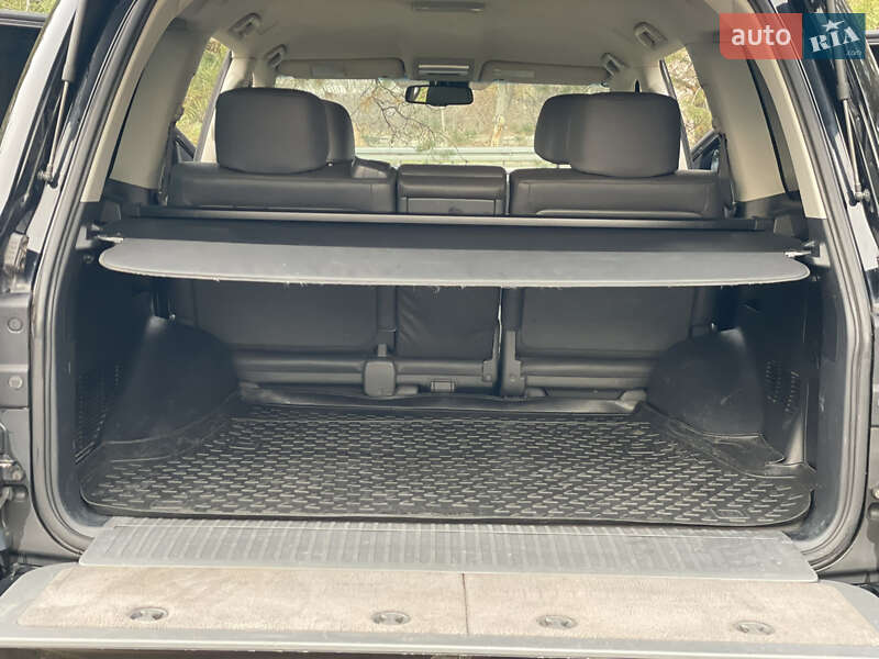 Внедорожник / Кроссовер Toyota Land Cruiser 2007 в Днепре