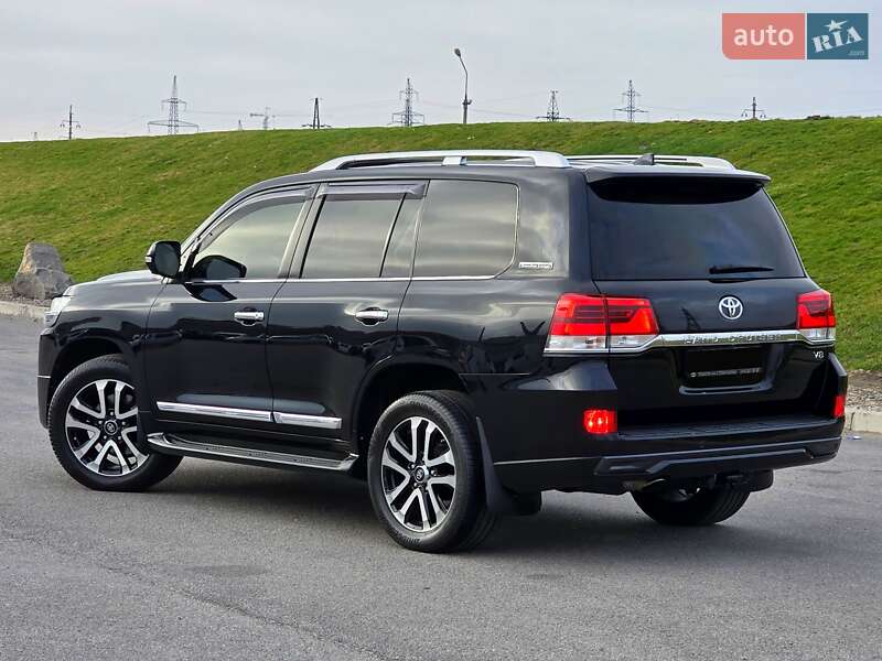 Внедорожник / Кроссовер Toyota Land Cruiser 2018 в Днепре фото 4 Внедорожник / Кроссовер Toyota Land Cruiser 2018 в Днепре