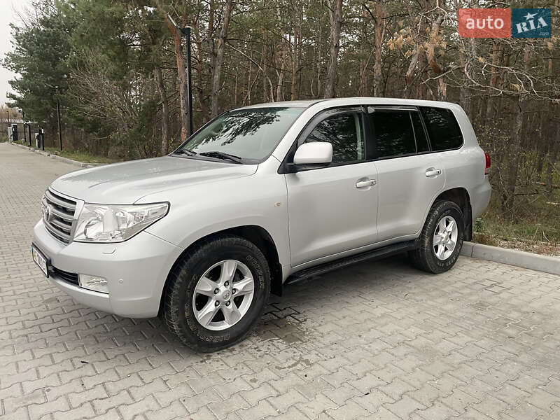 Внедорожник / Кроссовер Toyota Land Cruiser 2007 в Днепре
