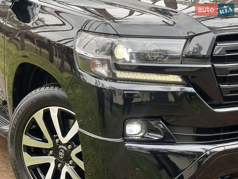 Внедорожник / Кроссовер Toyota Land Cruiser 2015 в Киеве