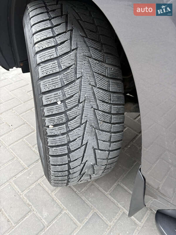 Внедорожник / Кроссовер Toyota Land Cruiser 2012 в Каменец-Подольском