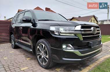 Позашляховик / Кросовер Toyota Land Cruiser 2020 в Івано-Франківську