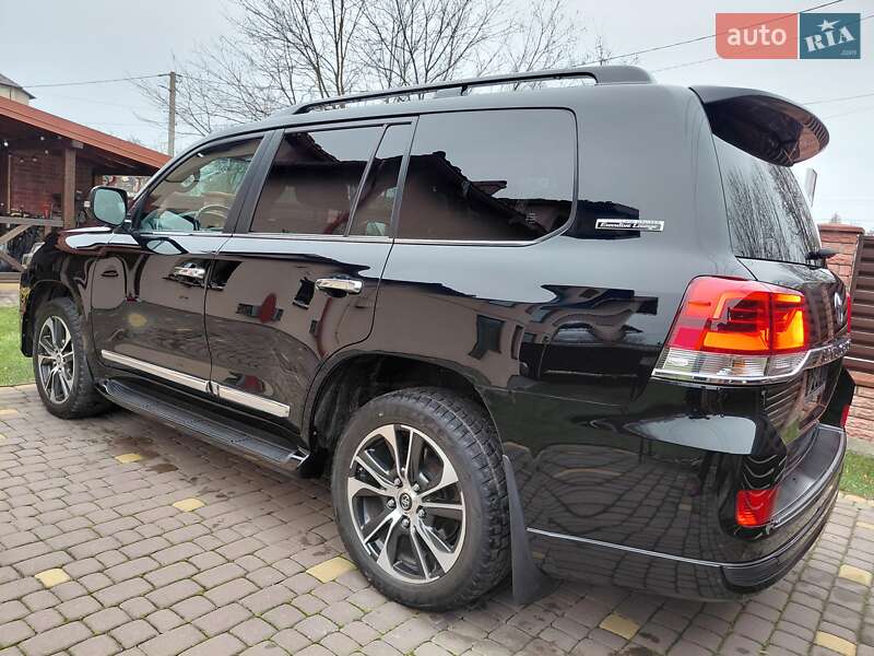 Внедорожник / Кроссовер Toyota Land Cruiser 2020 в Ивано-Франковске фото 25 Внедорожник / Кроссовер Toyota Land Cruiser 2020 в Ивано-Франковске