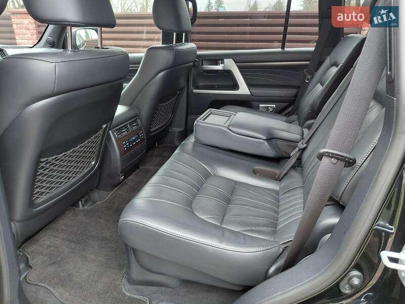Внедорожник / Кроссовер Toyota Land Cruiser 2020 в Ивано-Франковске фото 29 Внедорожник / Кроссовер Toyota Land Cruiser 2020 в Ивано-Франковске