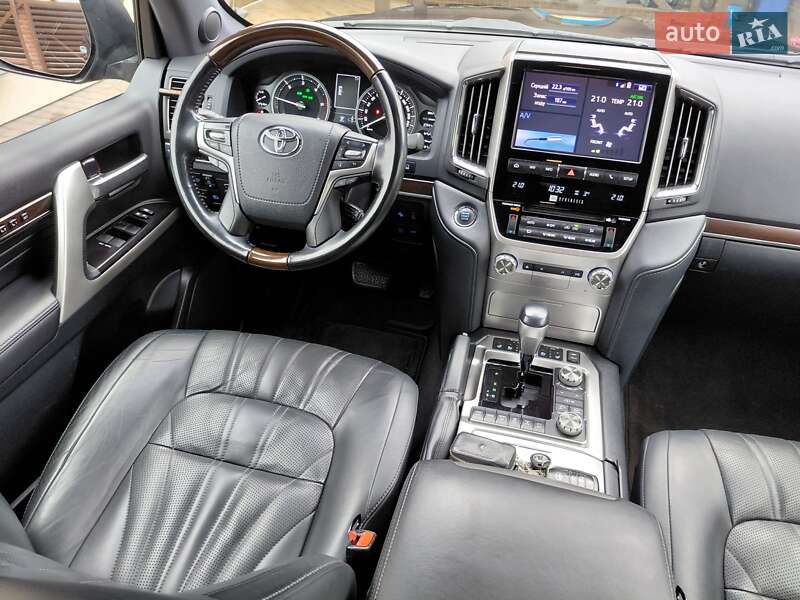 Внедорожник / Кроссовер Toyota Land Cruiser 2020 в Ивано-Франковске фото 41 Внедорожник / Кроссовер Toyota Land Cruiser 2020 в Ивано-Франковске