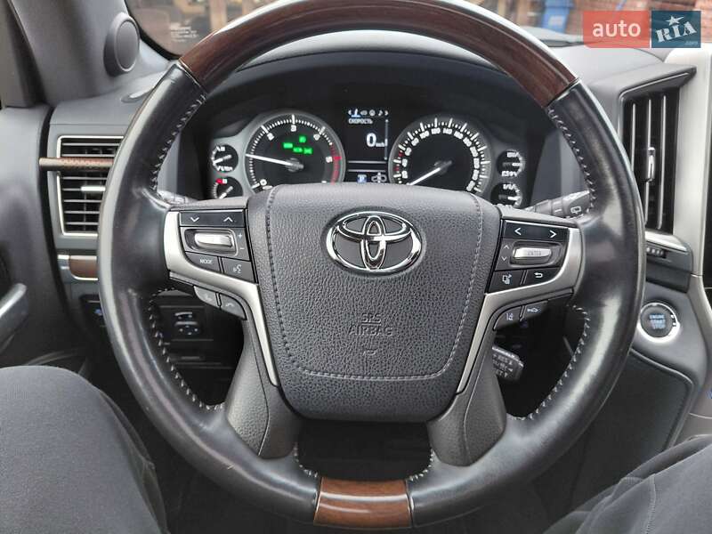 Внедорожник / Кроссовер Toyota Land Cruiser 2020 в Ивано-Франковске фото 82 Внедорожник / Кроссовер Toyota Land Cruiser 2020 в Ивано-Франковске