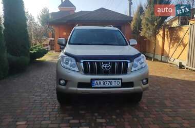 Внедорожник / Кроссовер Toyota Land Cruiser 2013 в Киеве