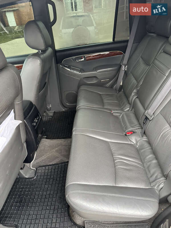 Позашляховик / Кросовер Toyota Land Cruiser 2006 в Кодимі