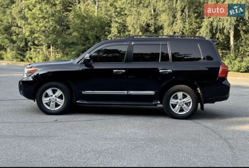 Внедорожник / Кроссовер Toyota Land Cruiser 2014 в Трускавце