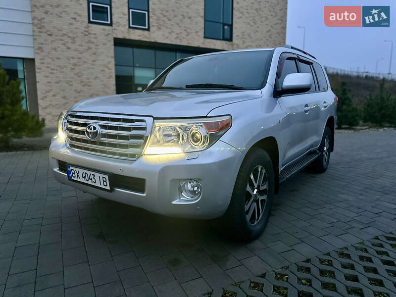 Внедорожник / Кроссовер Toyota Land Cruiser 2008 в Хмельницком