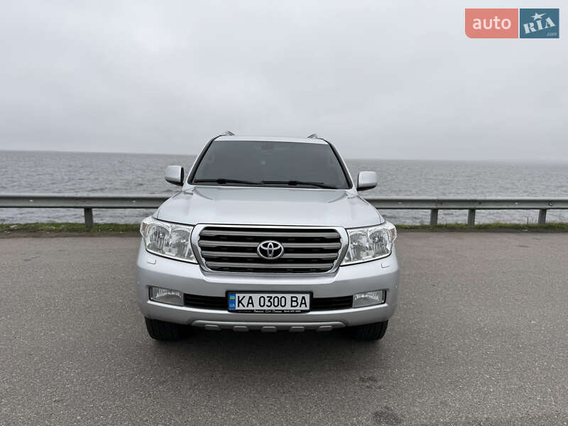 Внедорожник / Кроссовер Toyota Land Cruiser 2011 в Борисполе