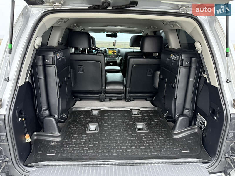 Внедорожник / Кроссовер Toyota Land Cruiser 2011 в Борисполе