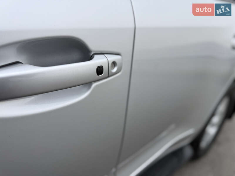 Внедорожник / Кроссовер Toyota Land Cruiser 2011 в Борисполе