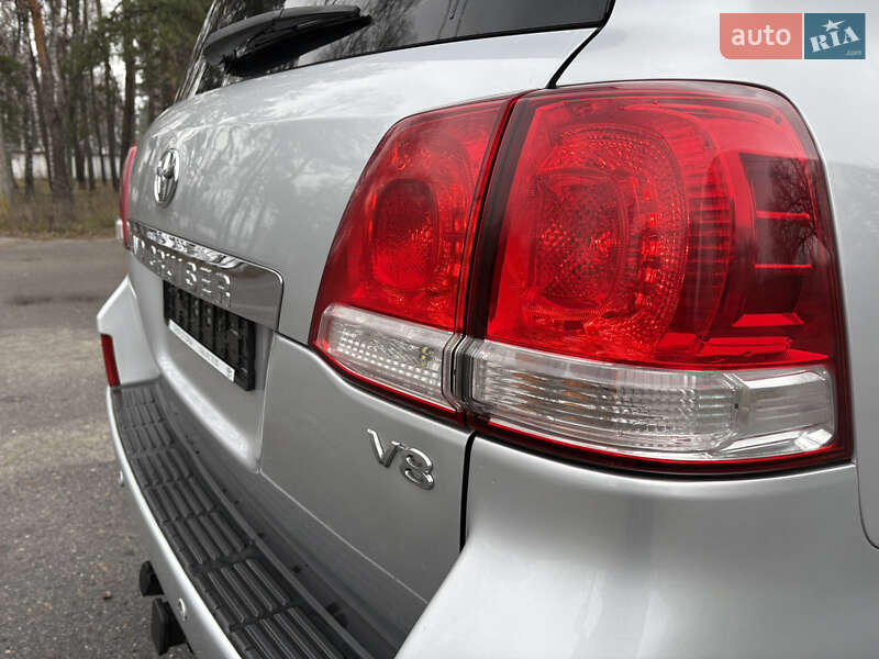 Внедорожник / Кроссовер Toyota Land Cruiser 2008 в Ахтырке