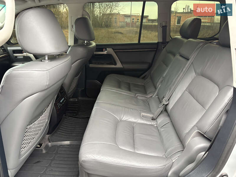 Внедорожник / Кроссовер Toyota Land Cruiser 2008 в Ахтырке