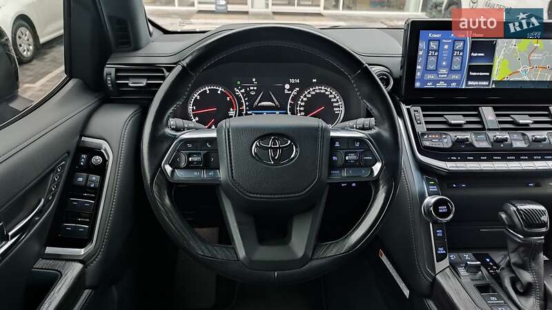 Внедорожник / Кроссовер Toyota Land Cruiser 2021 в Киеве