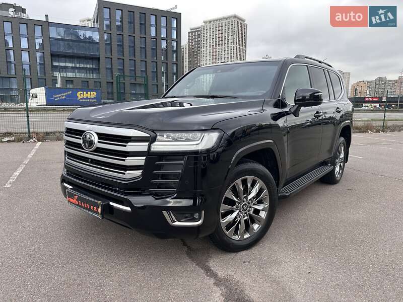 Toyota Land Cruiser 2023