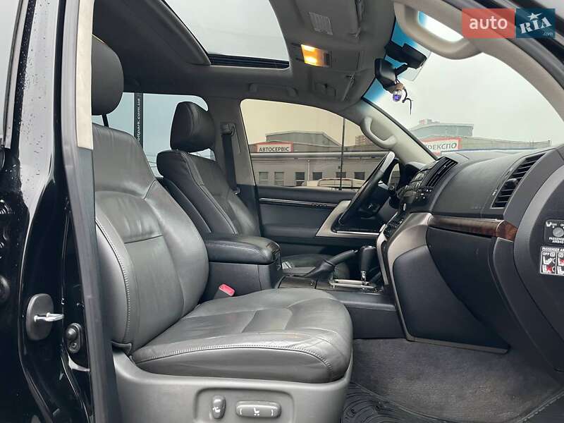 Внедорожник / Кроссовер Toyota Land Cruiser 2008 в Киеве