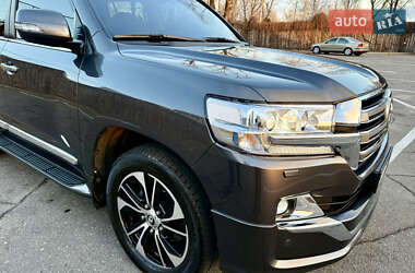 Внедорожник / Кроссовер Toyota Land Cruiser 2020 в Днепре