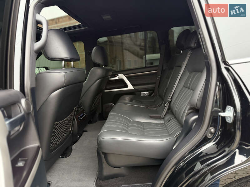 Внедорожник / Кроссовер Toyota Land Cruiser 2020 в Черновцах фото 45 Внедорожник / Кроссовер Toyota Land Cruiser 2020 в Черновцах